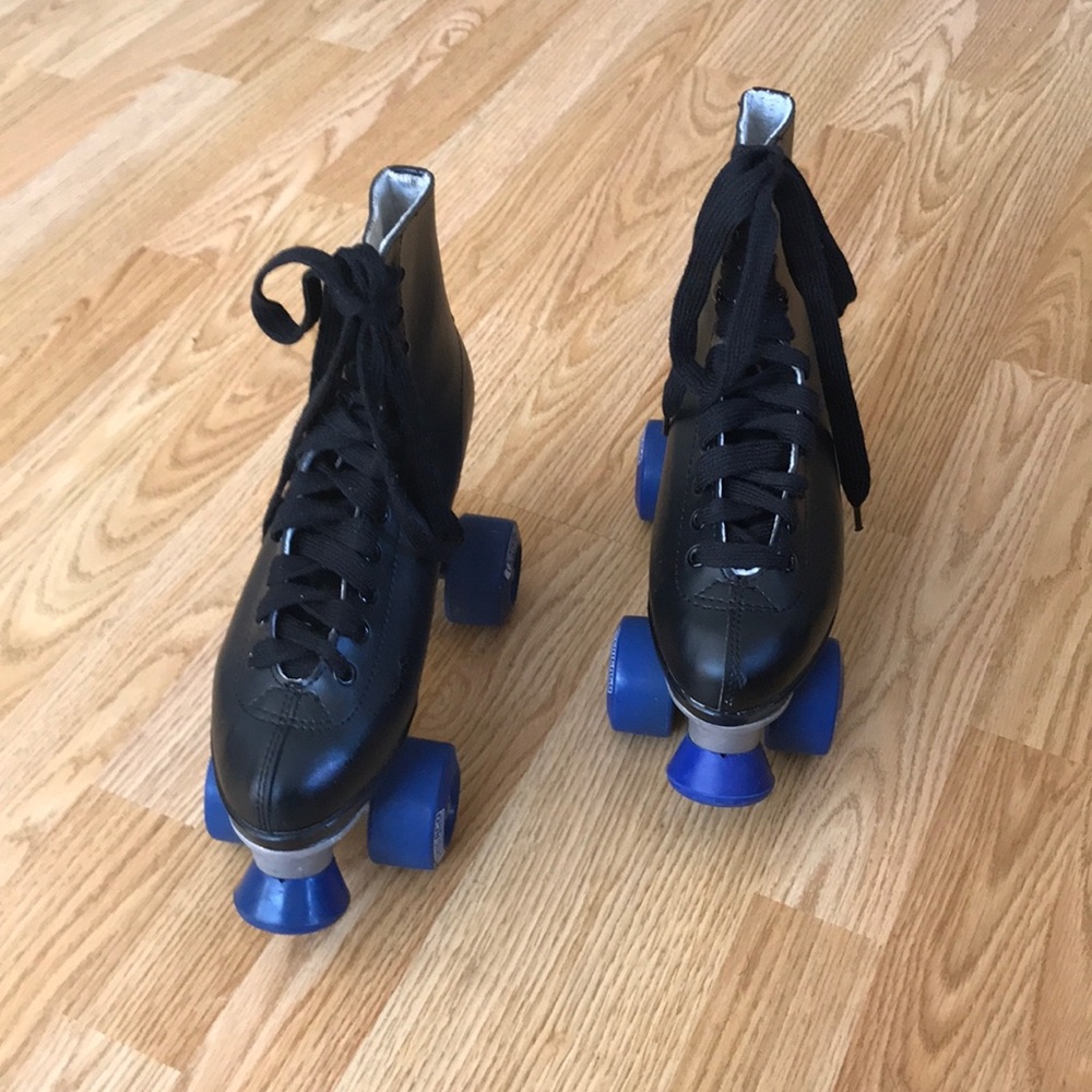 Black Retro Roller Skates